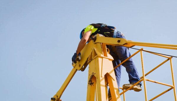 Milionowe straty i strzał z grubej rury